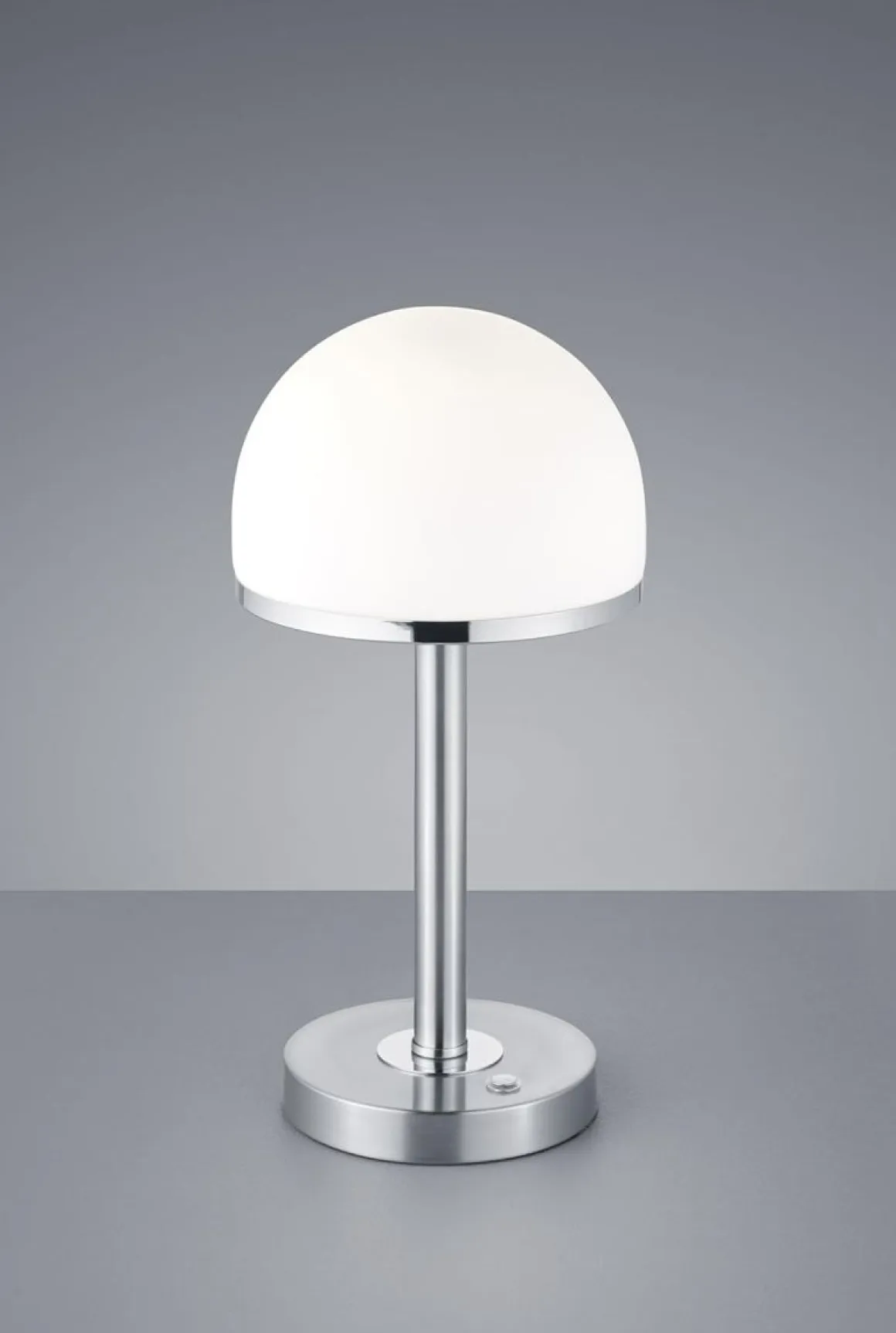 TRIO LED Tischleuchte Berlin Silber